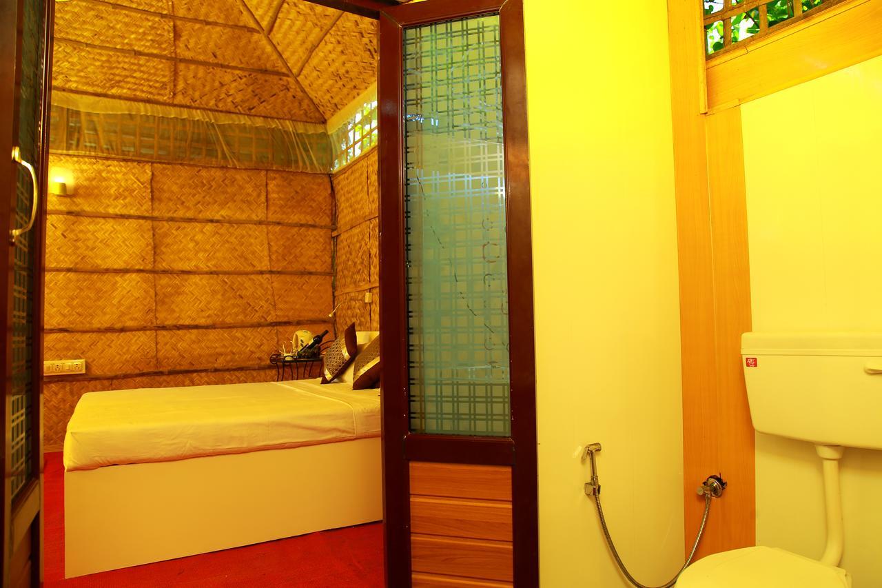 Colonels Beach Villa Alappuzha Экстерьер фото