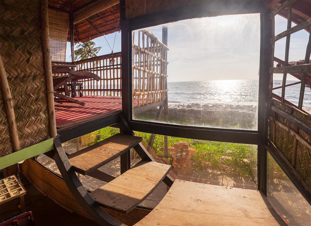 Colonels Beach Villa Alappuzha Экстерьер фото